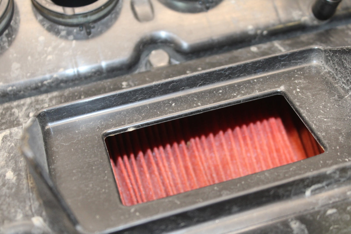 23 KAWASAKI Z900RS AIRBOX AIR INTAKE FILTER BOX BB935