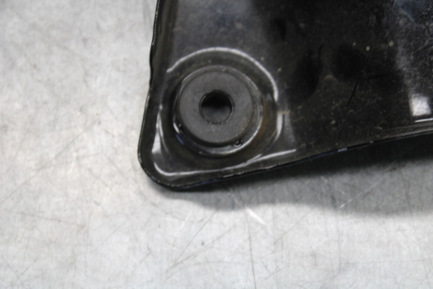 05-06 SUZUKI BOULEVARD M50 ENGINE SPROCKET COVER BB671