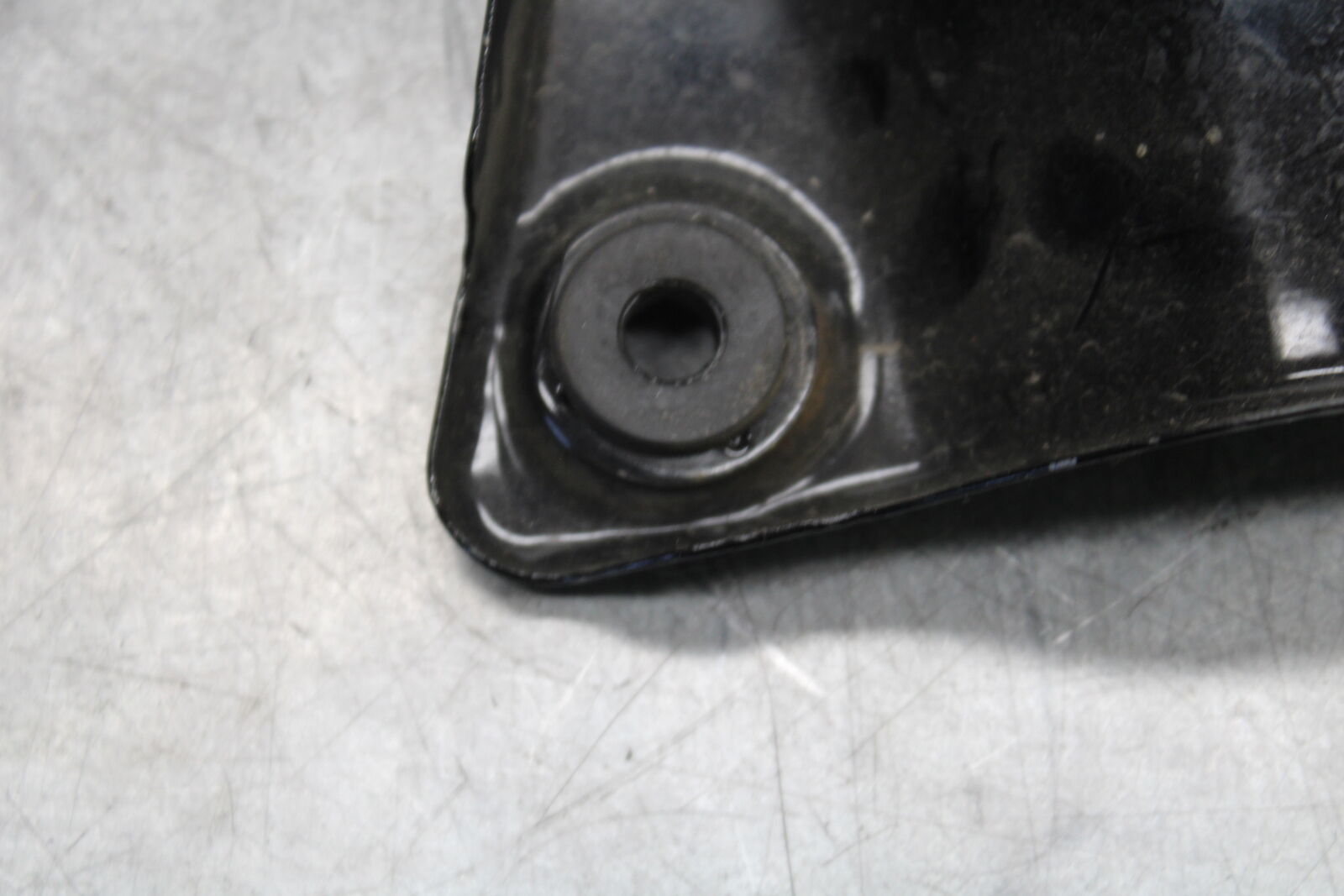 05-06 SUZUKI BOULEVARD M50 ENGINE SPROCKET COVER BB671