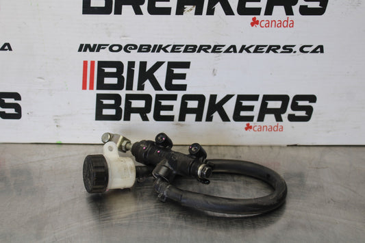 24-25 KAWASAKI ELIMINATOR 450 REAR BACK BRAKE MASTER CYLINDER W RESERVOIR BB869