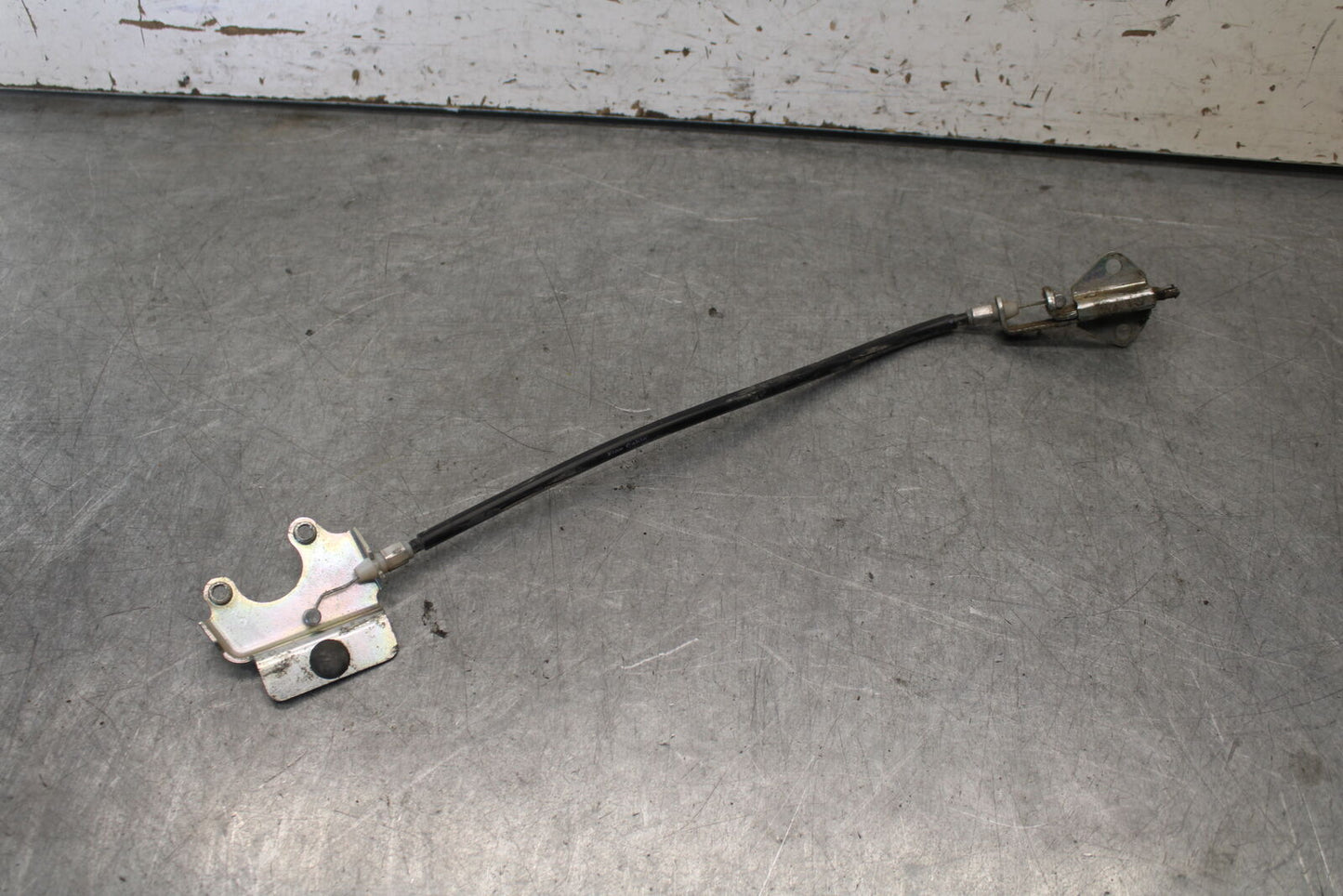 09-15 YAMAHA FZ6R REAR PASSENGER SEAT LATCH LOCK ASSEMBLY BB686