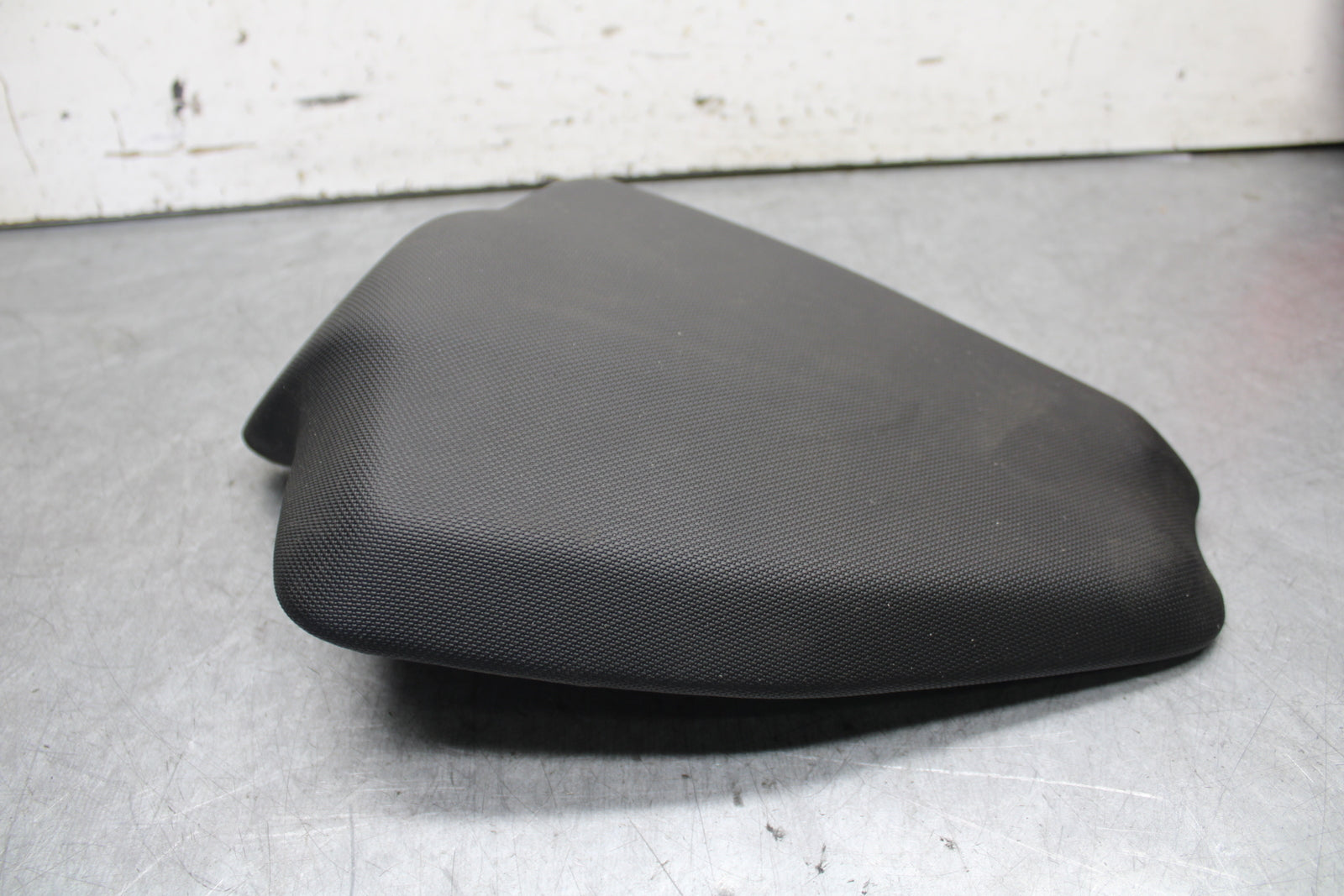 20-23 APRILIA RS660 REAR BACK PASSENGER TANDEM SEAT PAD SADDLE PILLION  BB667