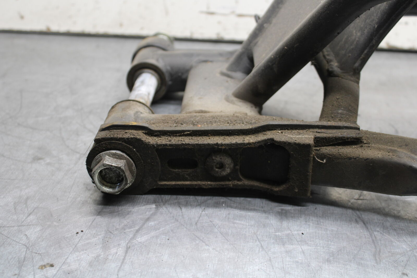 12-17 KAWASAKI ER-6N Z650 REAR SWINGARM BACK SUSPENSION SWING ARM BB709