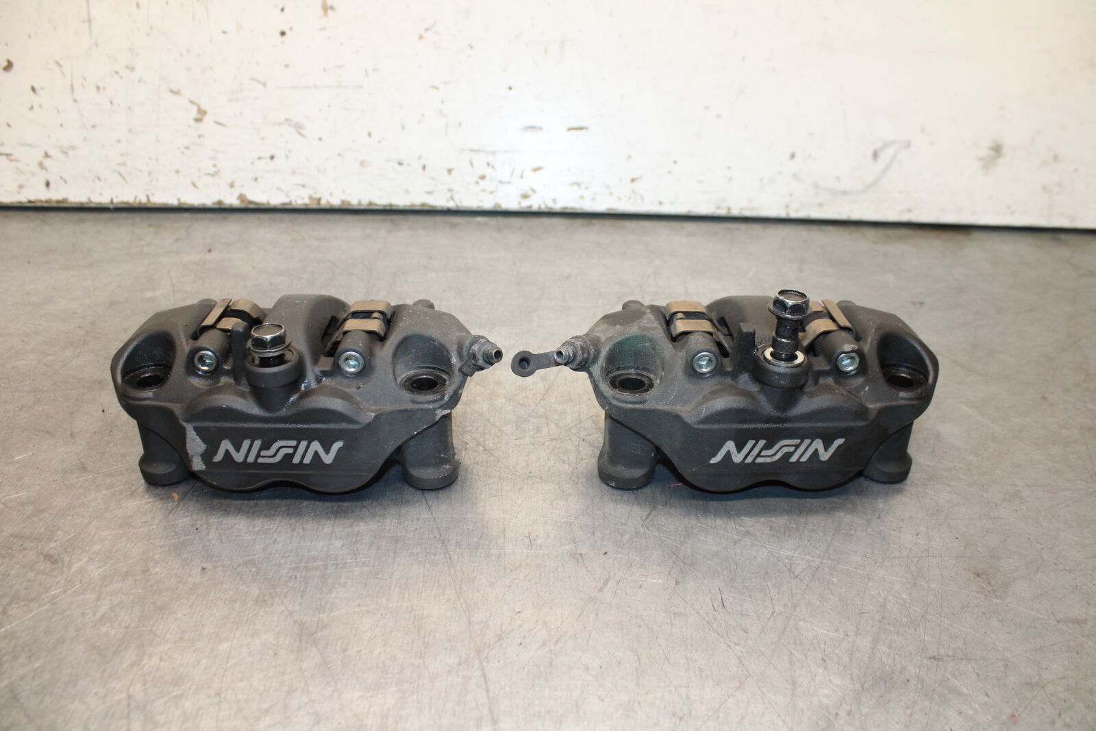 13-17 KAWASAKI NINJA ZX6R ZX636E RIGHT LEFT FRONT BRAKE CALIPER SET PAIR BB735