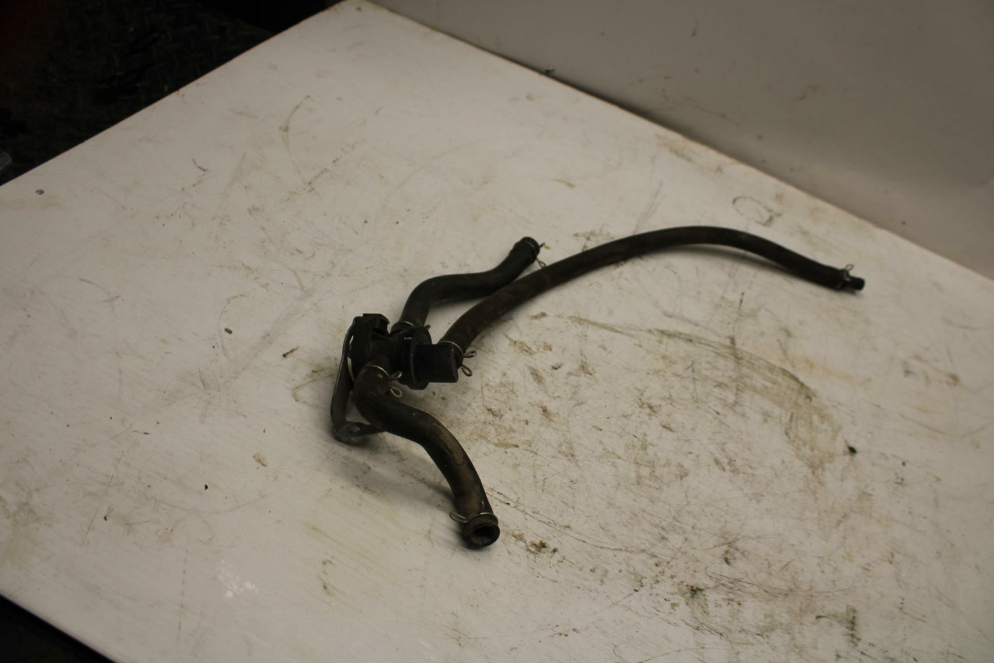 06 HONDA SHADOW 750 VT750C AIR VALVE SOLENOID TOP ENGINE SWITCH SENSOR BB352