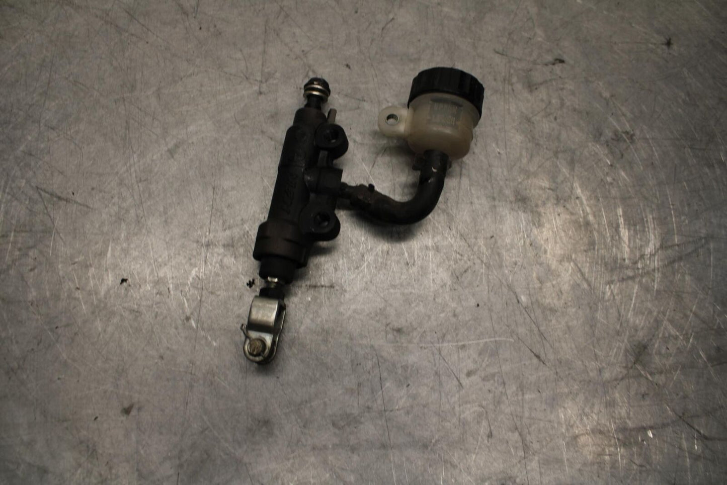 11-15 KAWASAKI ZX1000R REAR BACK BRAKE MASTER CYLINDER W RESERVOIR BB445