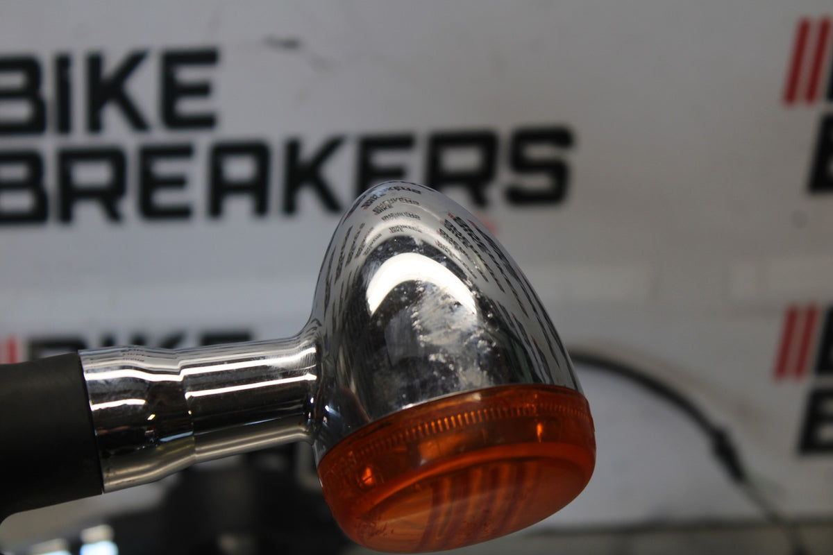 07 SUZUKI BOULEVARD M50 FRONT LEFT RIGHT TURN SIGNALS LIGHT INDICATORS BB897