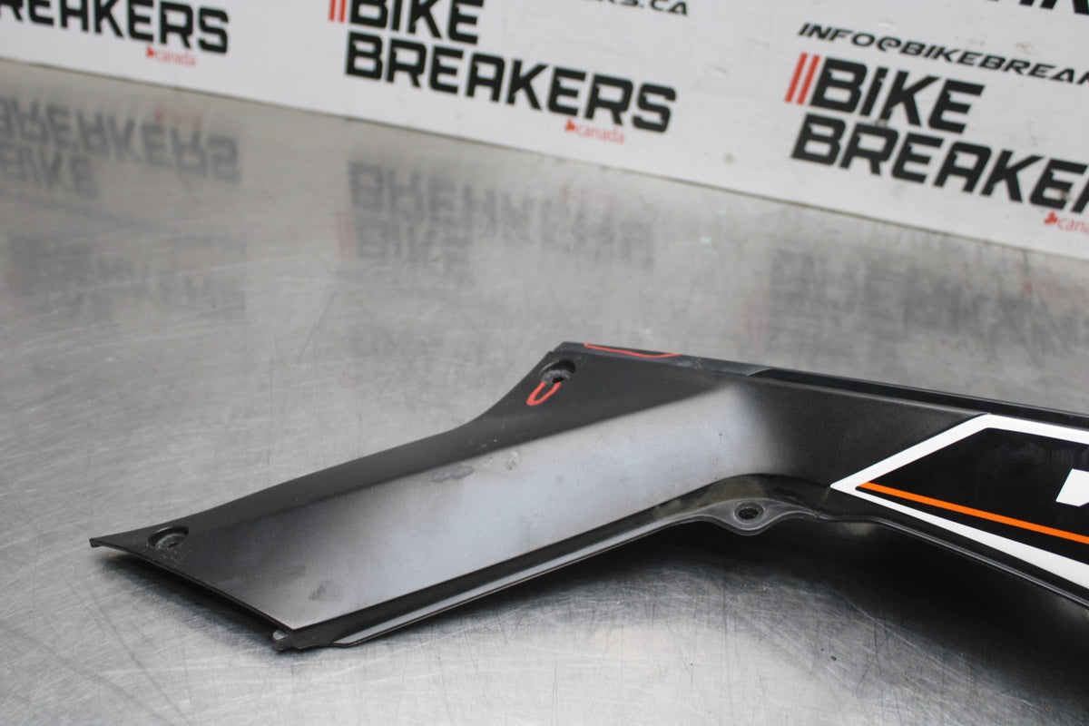13-16 KTM 390 DUKE RIGHT REAR BACK TAIL FAIRING COWL SHROUD BB815