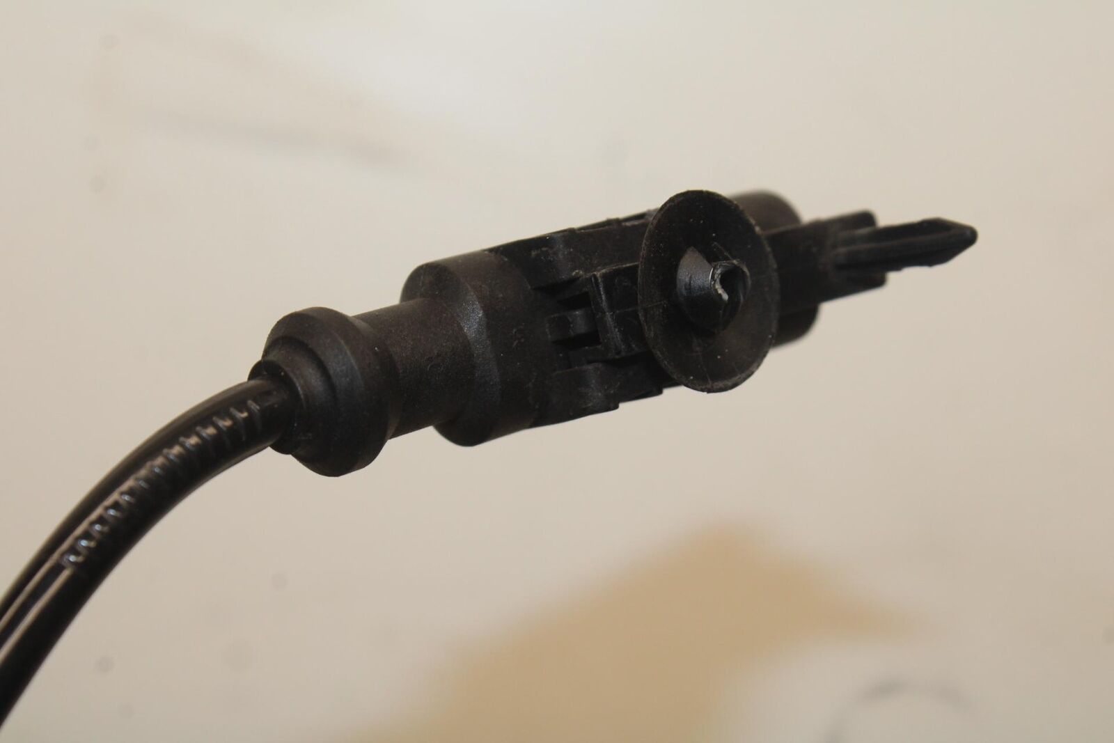 12-17 KAWASAKI ER-6N Z650 FRONT ABS BRAKE SENSOR BB607