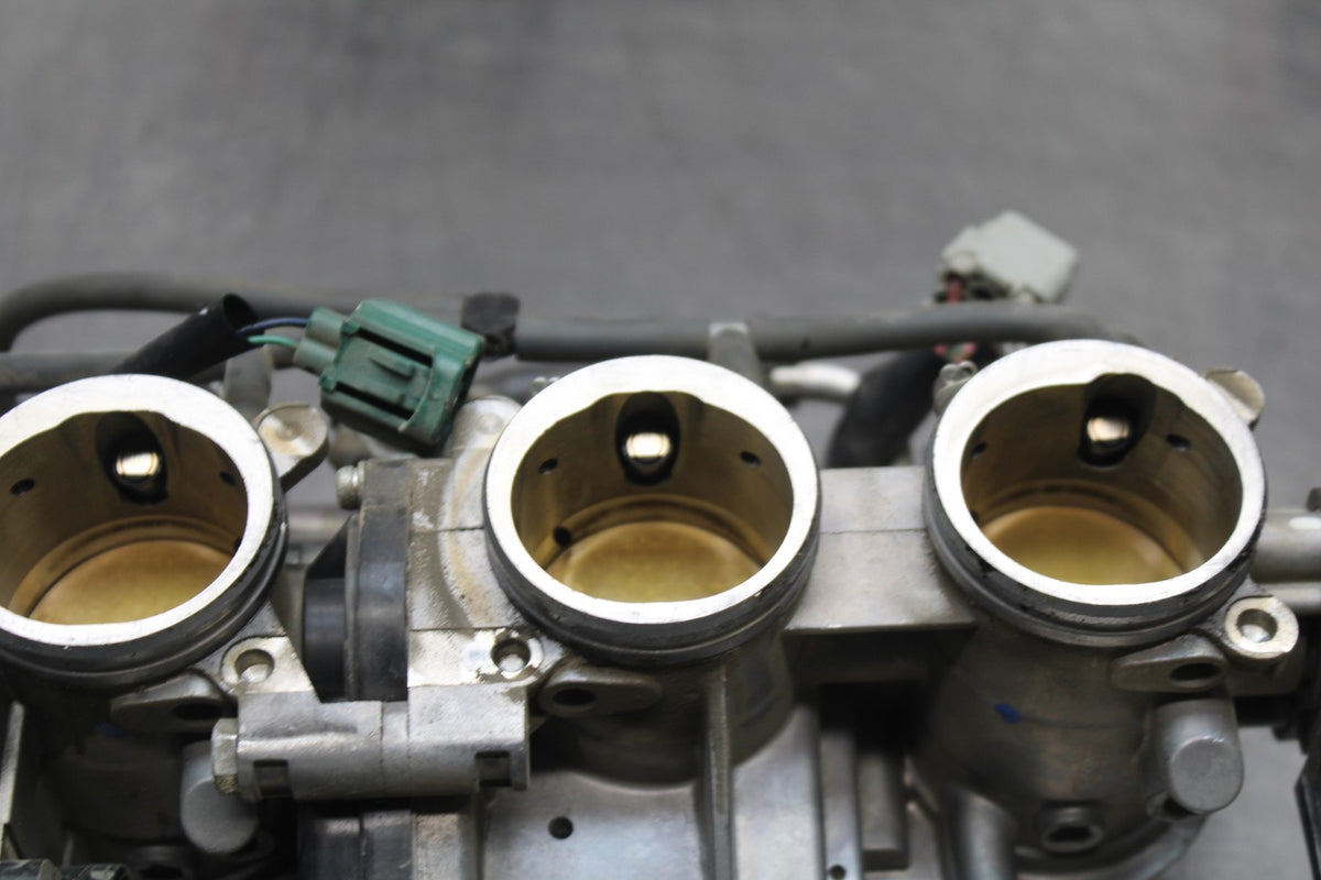 07-08 YAMAHA YZF R1 MAIN FUEL INJECTORS / THROTTLE BODIES BB771