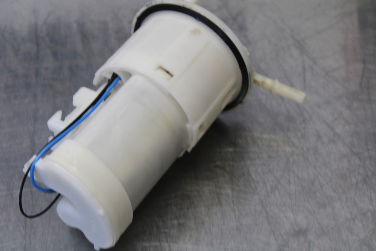04-05 YAMAHA YZF R1 FUEL PUMP GAS PETROL SENDER UNIT  BB173