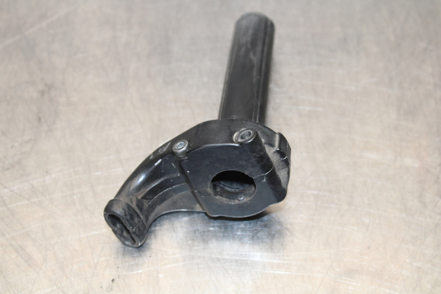 07-08 YAMAHA YZF R1 THROTTLE CABLE LINE HOUSING GUIDE BB160