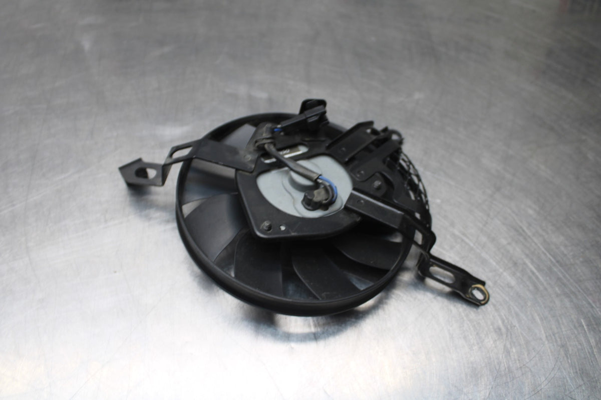 07-16 SUZUKI GSXR1000 ENGINE RADIATOR COOLING FAN BB770