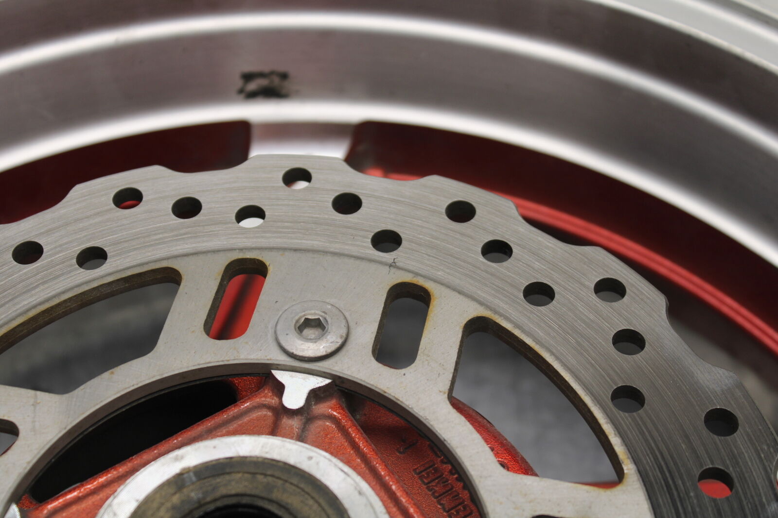 12-13 KAWASAKI Z1000 REAR WHEEL BACK RIM BB743