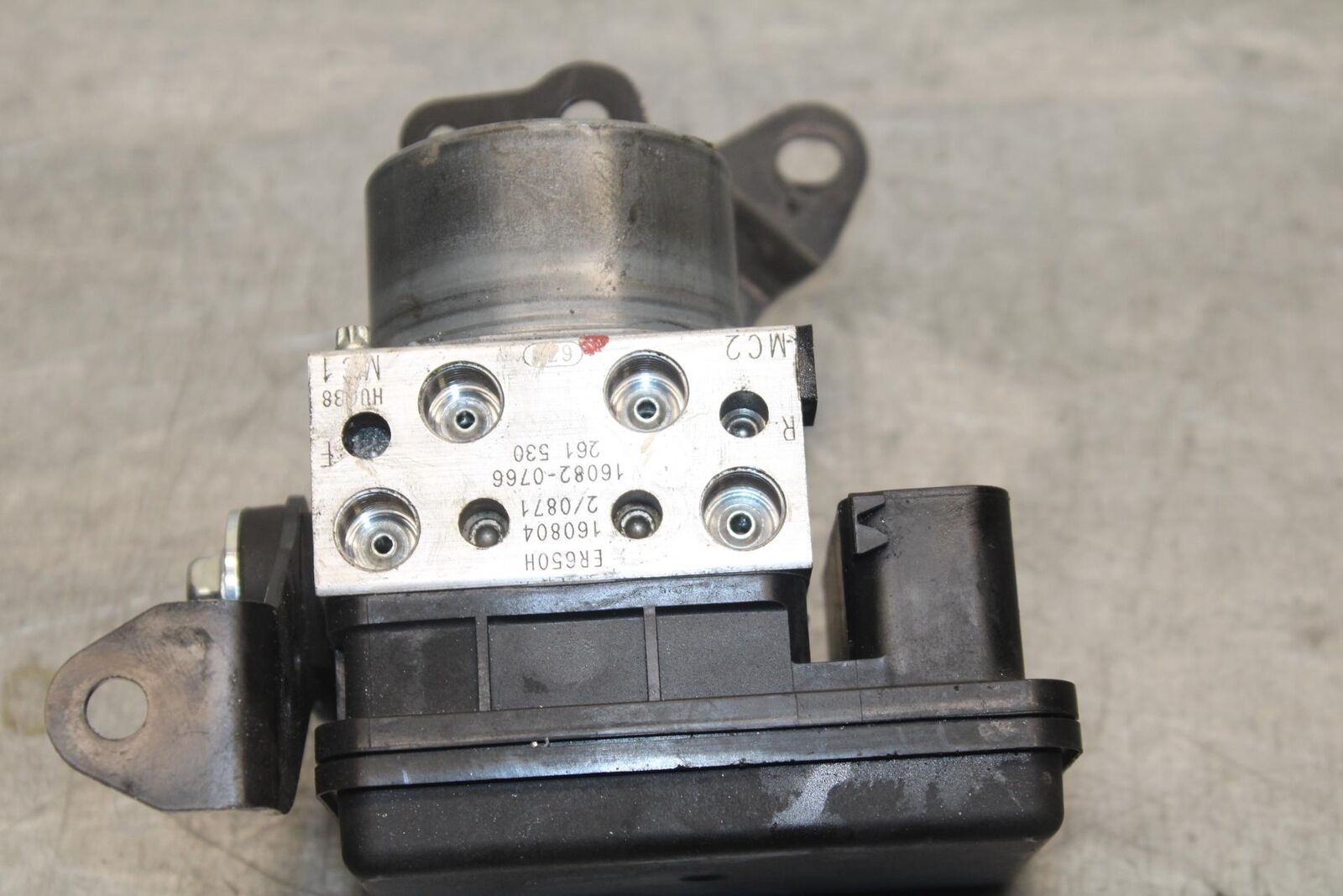 12-17 KAWASAKI ER-6N Z650 ABS PUMP UNIT MODULE BB607