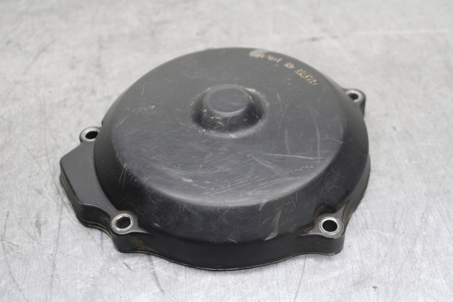 82-83 YAMAHA IT175 ENGINE MOTOR STATOR GENERATOR MAGNETO COVER BB108