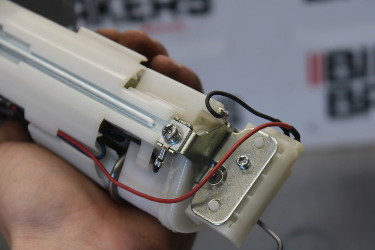 07-16 SUZUKI GSXR1000 FUEL PUMP GAS PETROL SENDER UNIT BB439
