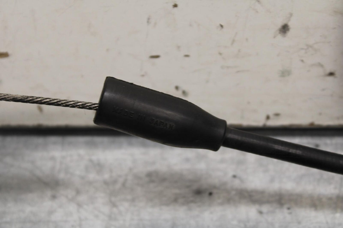 04-09 SUZUKI GS 500 FH GS500F CLUTCH CABLE LINE BB97