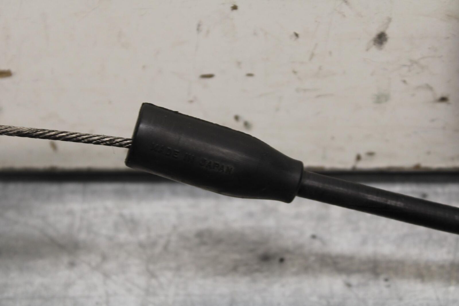 04-09 SUZUKI GS 500 FH GS500F CLUTCH CABLE LINE BB97