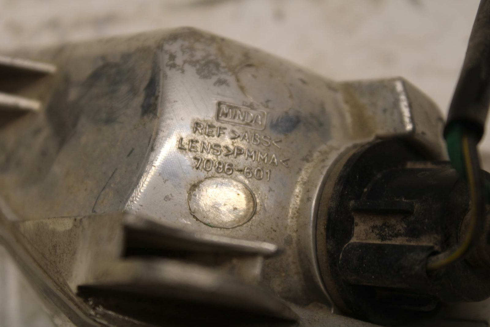 19-20 KAWASAKI NINJA ZX6R ZX636 LEFT REAR TURN SIGNAL LIGHT INDICATOR BB407