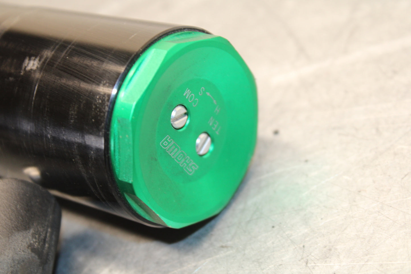 13-18 KAWASAKI NINJA ZX6R FRONT FORKS SET PAIR 44071-0834-56K BB666