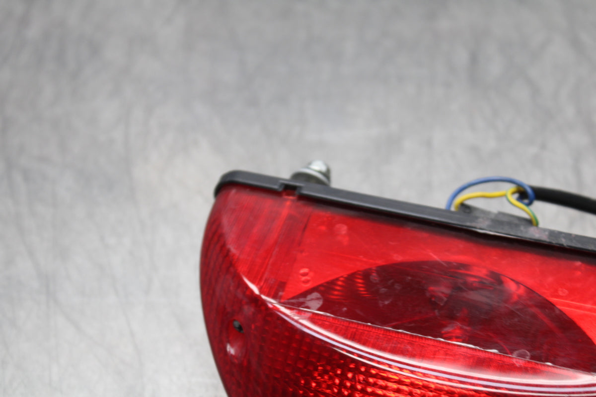 08 MOTO GUZZI BREVA 750 REAR TAIL TAILLIGHT BACK BRAKE LIGHT BB154