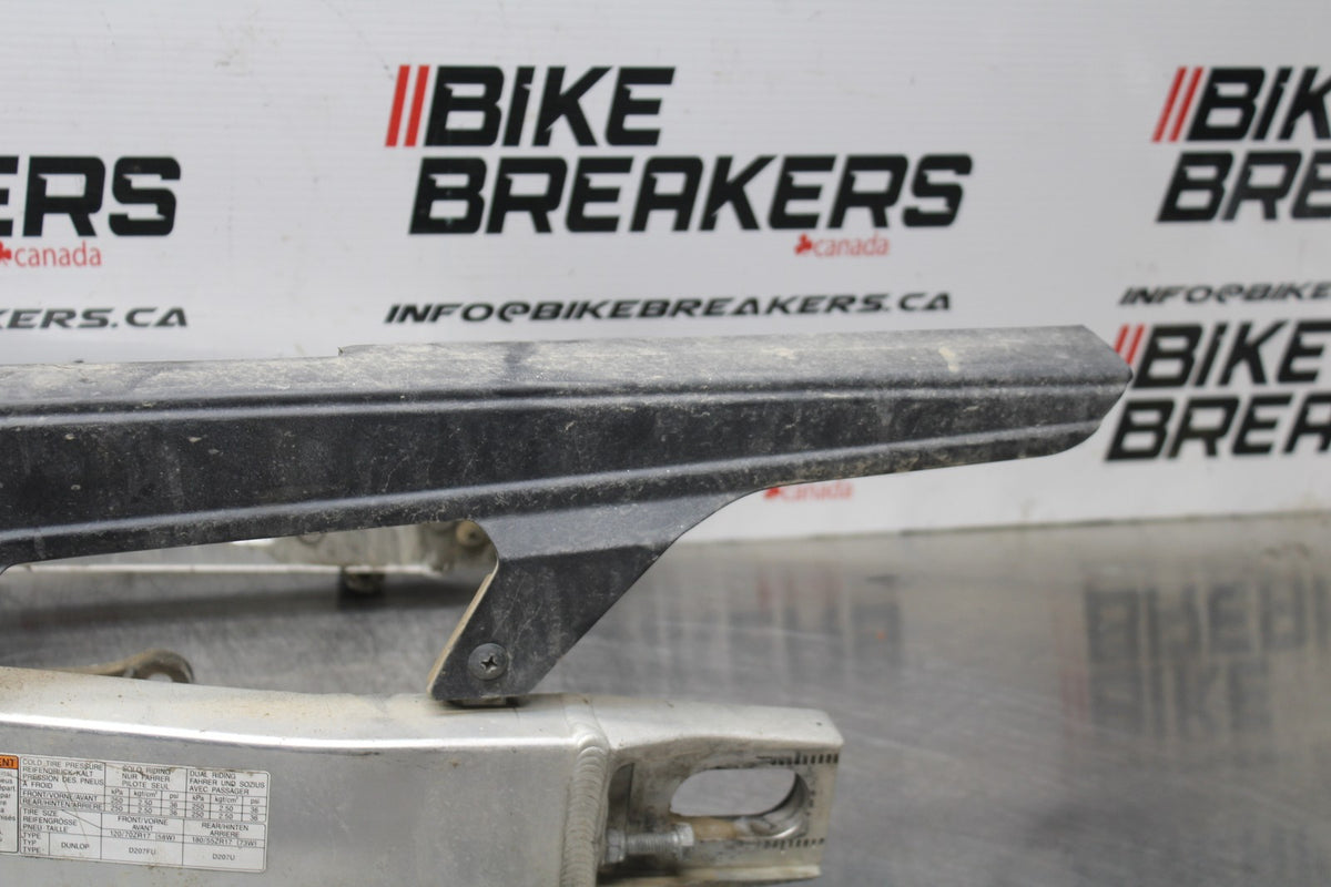 01-03 SUZUKI GSXR600 REAR SWINGARM BACK SUSPENSION SWING ARM BB841