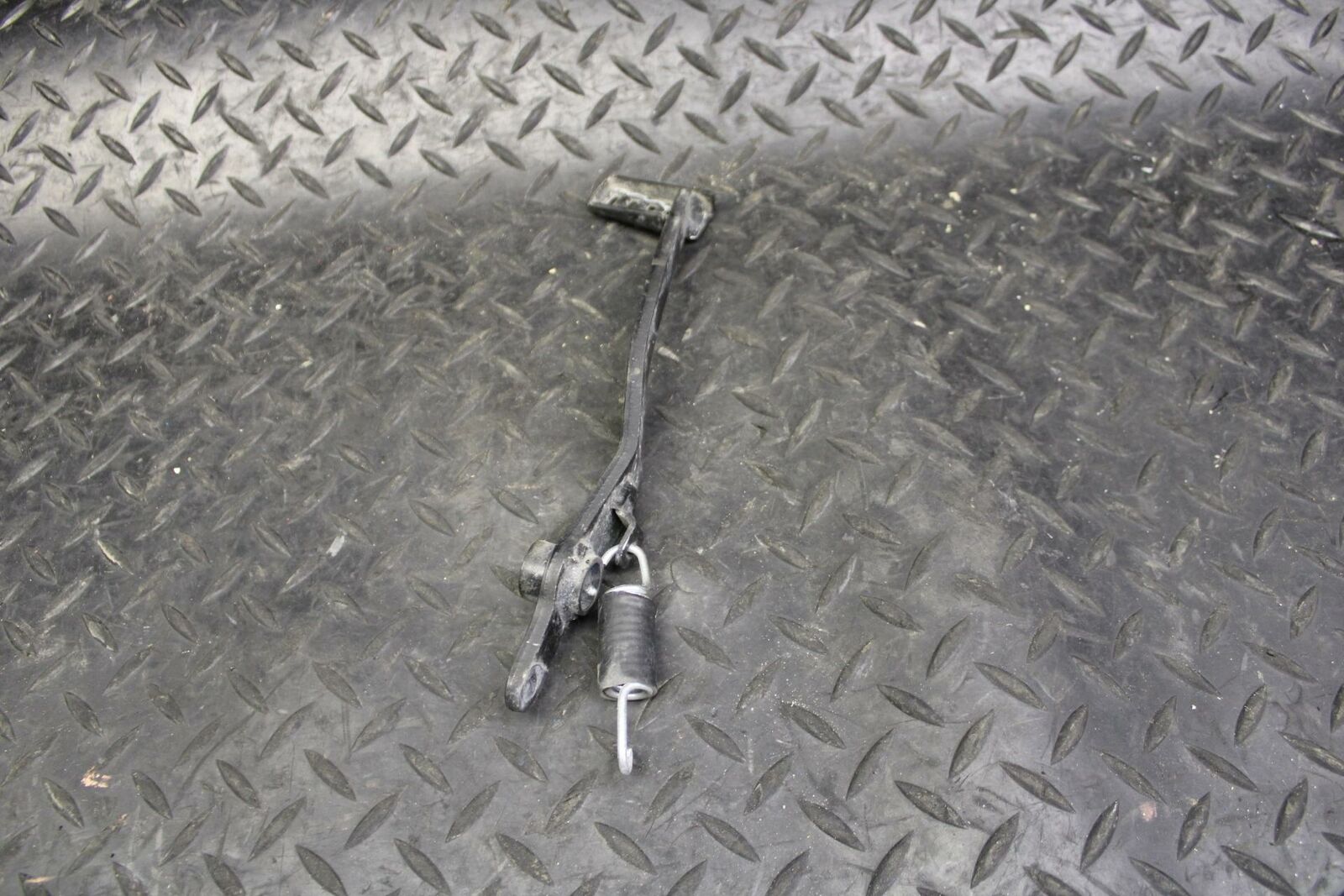 08 HONDA CBR125R RIGHT REARSET BRAKE FOOT PEDAL bb180