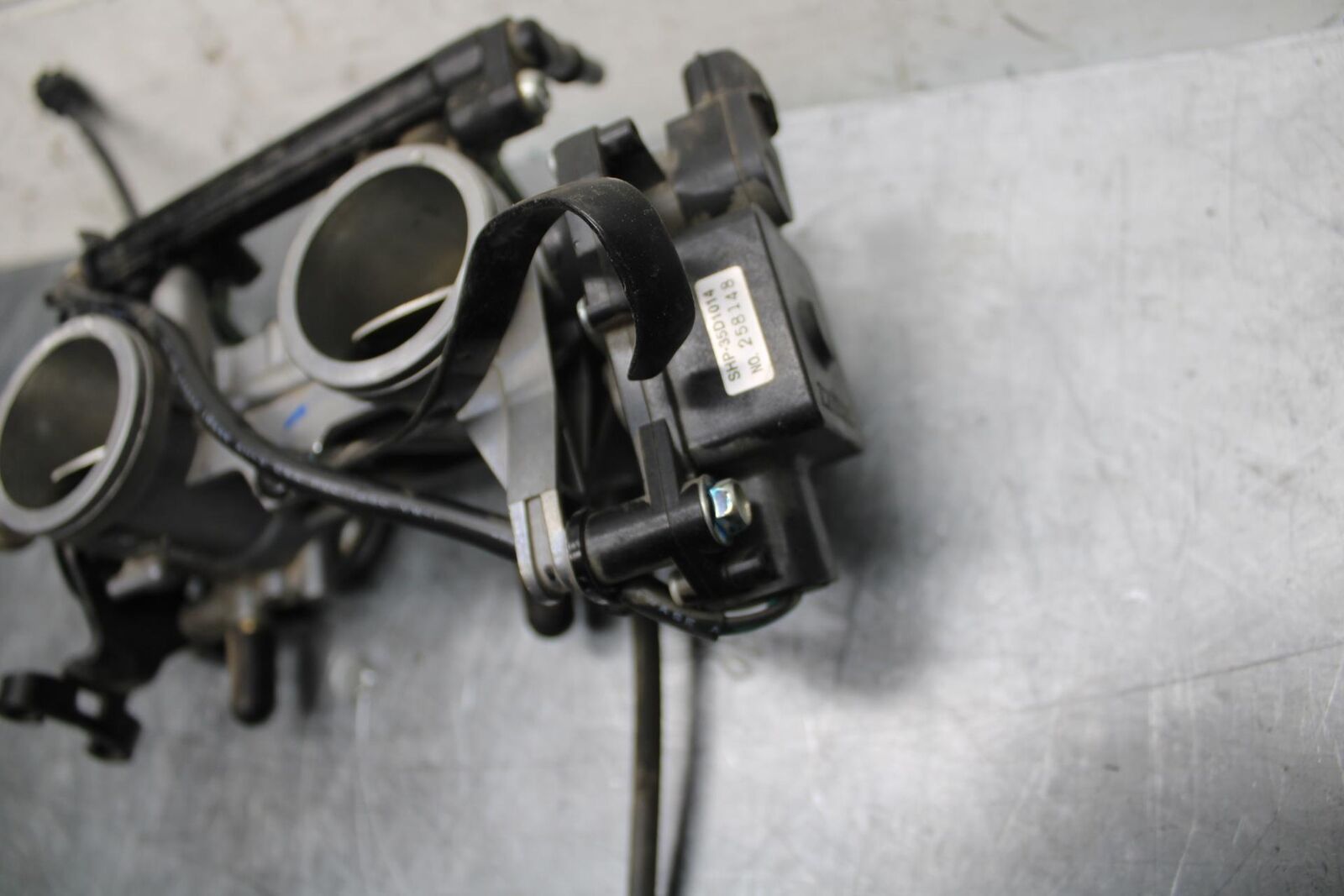 15-17 KAWASAKI EX 650 NINJA  EX 650 ABS FUEL INJECTORS / THROTTLE BODIES BB494