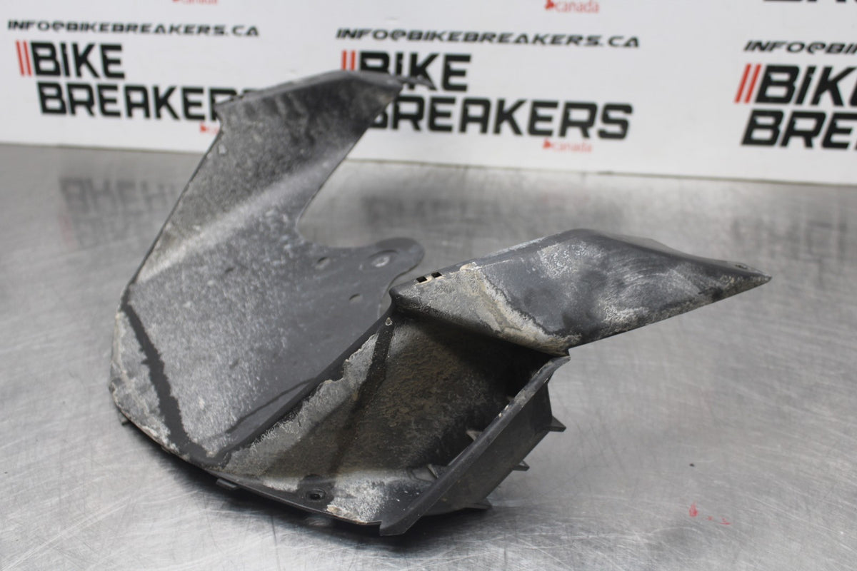 08 SUZUKI SV650 LOWER FRONT UPPER INNER HEADLIGHT COWL FAIRING  BB846