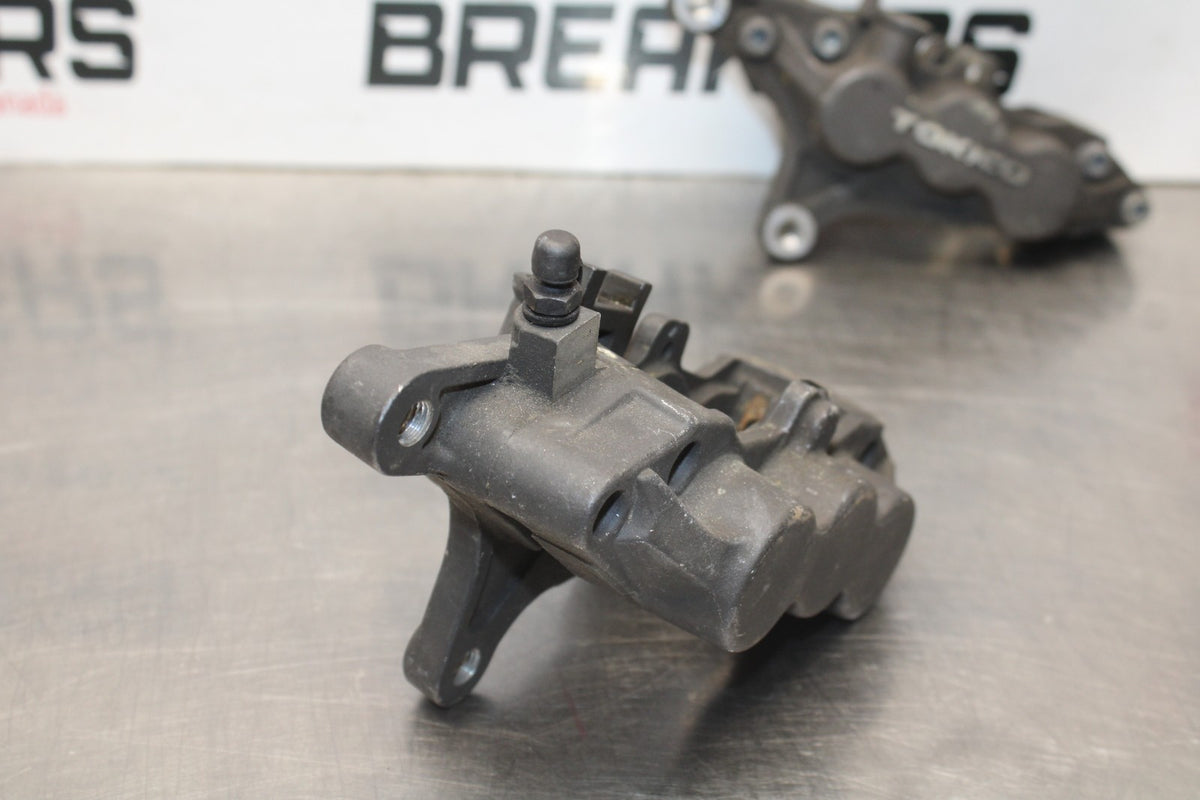 00-02 KAWASAKI NINJA ZX6R RIGHT LEFT FRONT BRAKE CALIPER SET PAIR CALIPERS BB750