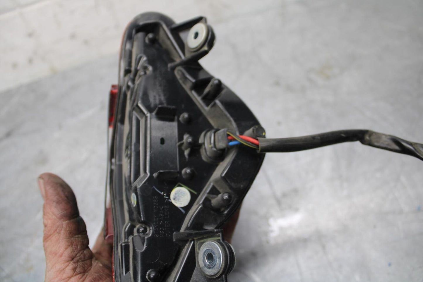 12-17 KAWASAKI NINJA 650 REAR TAIL TAILLIGHT BACK BRAKE LIGHT 23025-0307 BB470