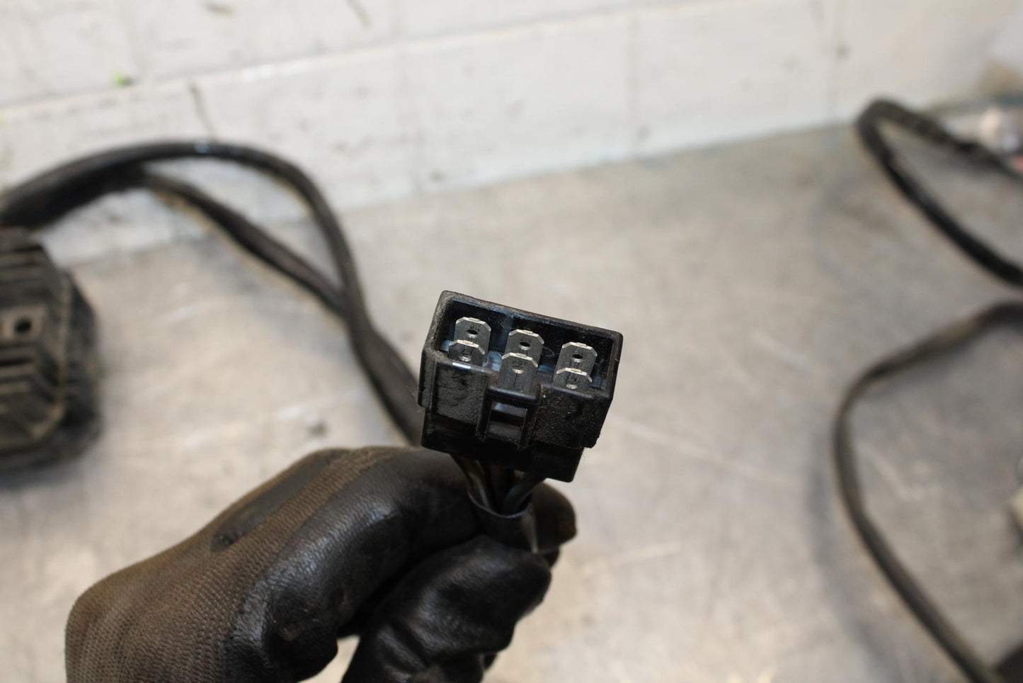 2005 Kawasaki Vulcan 1600 VN1600D Nomad RECTIFIER VOLTAGE REGULATOR BB556