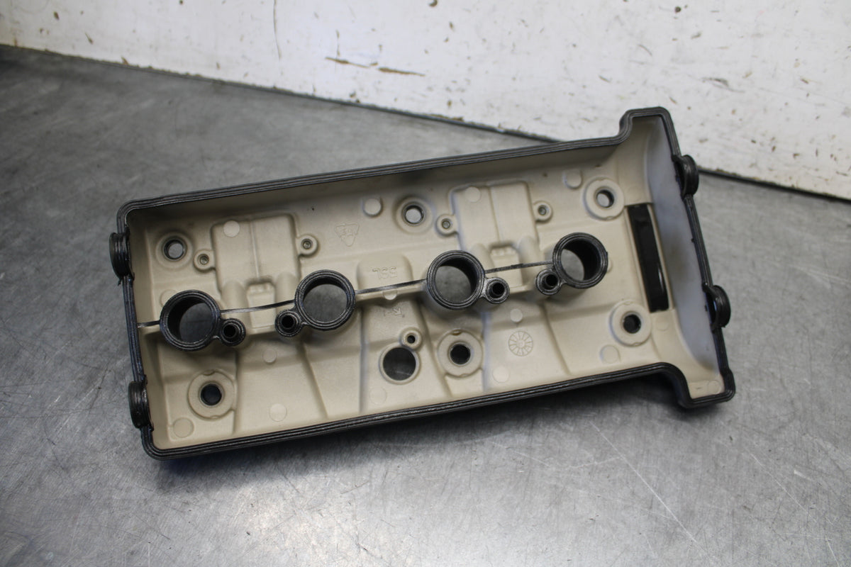 08-09 YAMAHA YZF R6S VALVE COVER  BB690