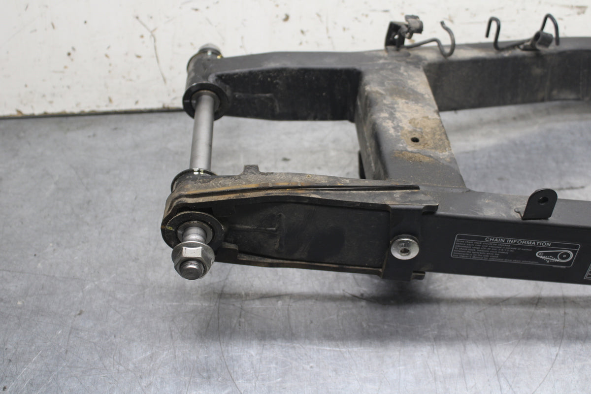 18-23 KAWASAKI NINJA 400 EX400 ABS REAR SWINGARM BACK SUSPENSION SWING ARM BB747