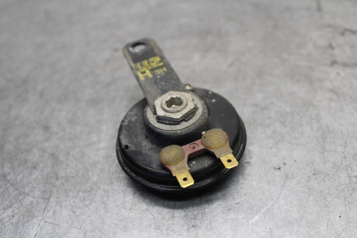06-07 DUCATI MONSTER 695 HORN SIGNAL BB674