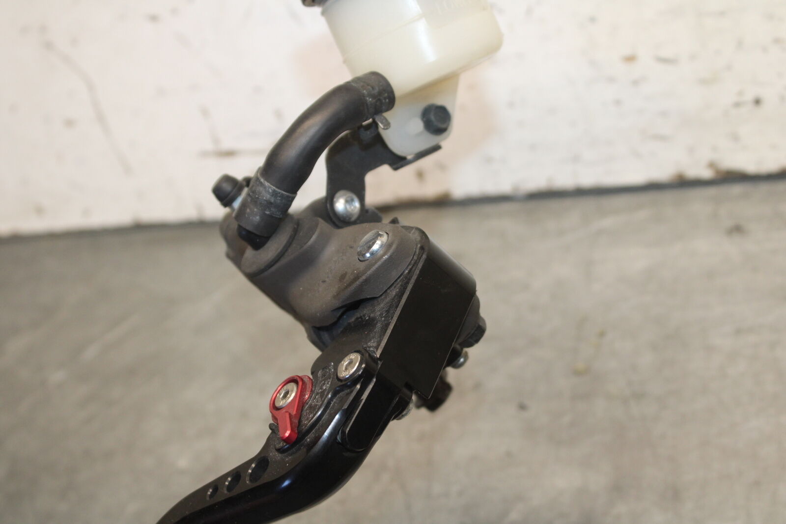 09-12 KAWASAKI NINJA ZX6R FRONT BRAKE MASTER CYLINDER w/ LEVER 43015-0141 BB698