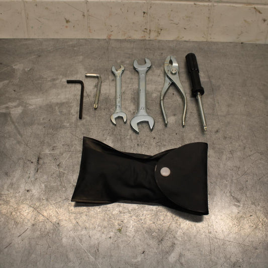 2017 Suzuki GSXR600 STOCK TOOLS OEM TOOL BAG KIT SET 09800-21100 BB598