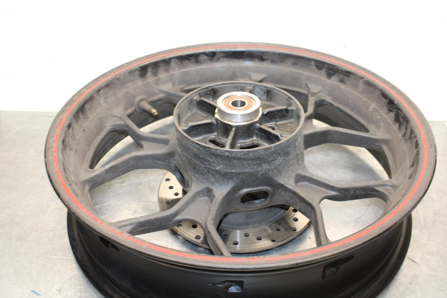 19-21 YAMAHA YZF R3 REAR WHEEL AND ROTOR BACK BRAKE DISC BB588