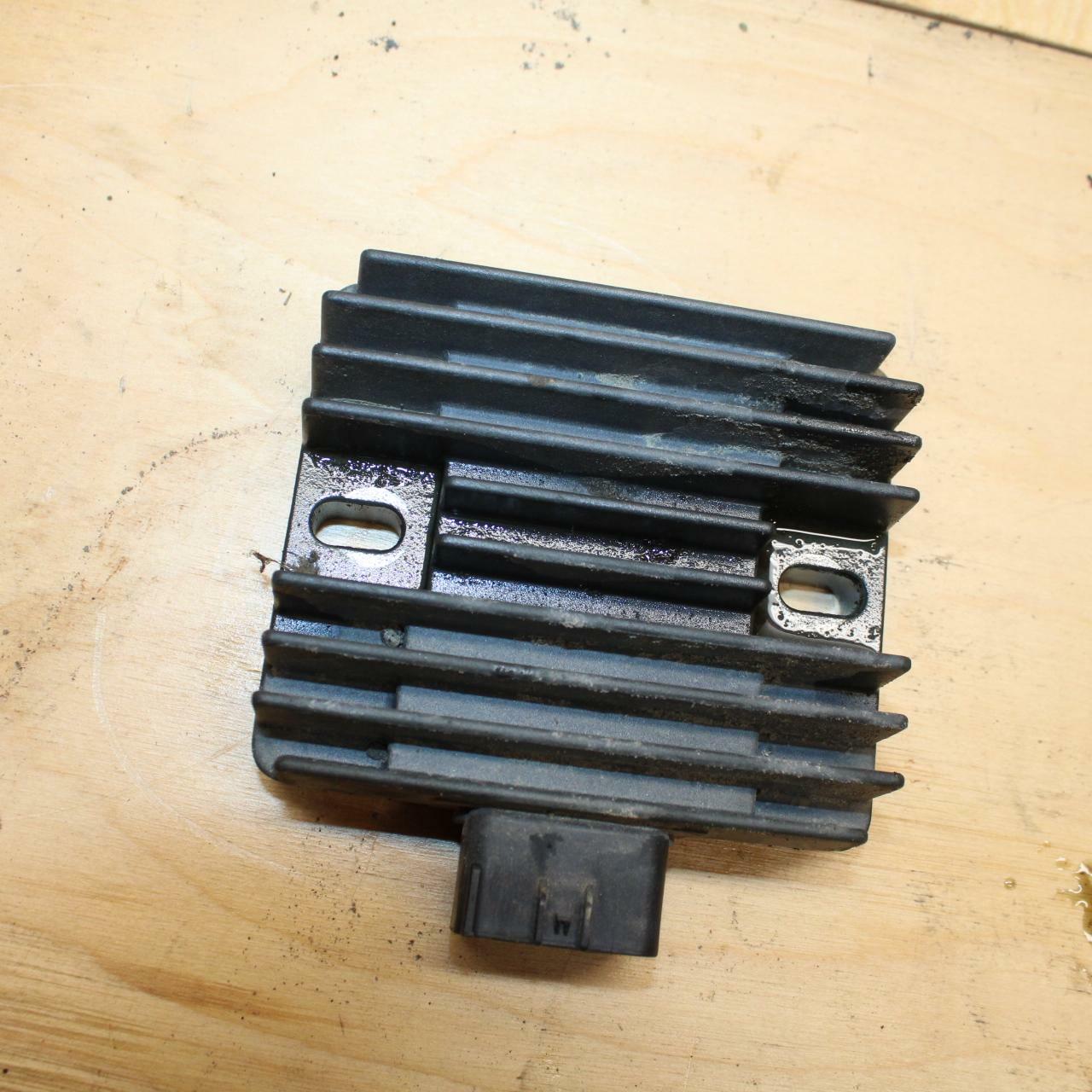 09-10 KAWASAKI ER-6N RECTIFIER VOLTAGE REGULATOR BB325