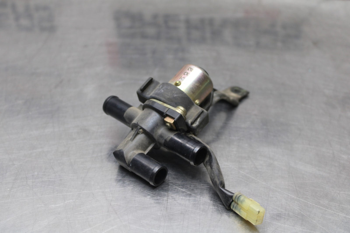 05 YAMAHA YZF R6 AIR VALVE SOLENOID TOP ENGINE SWITCH SENSOR BB858