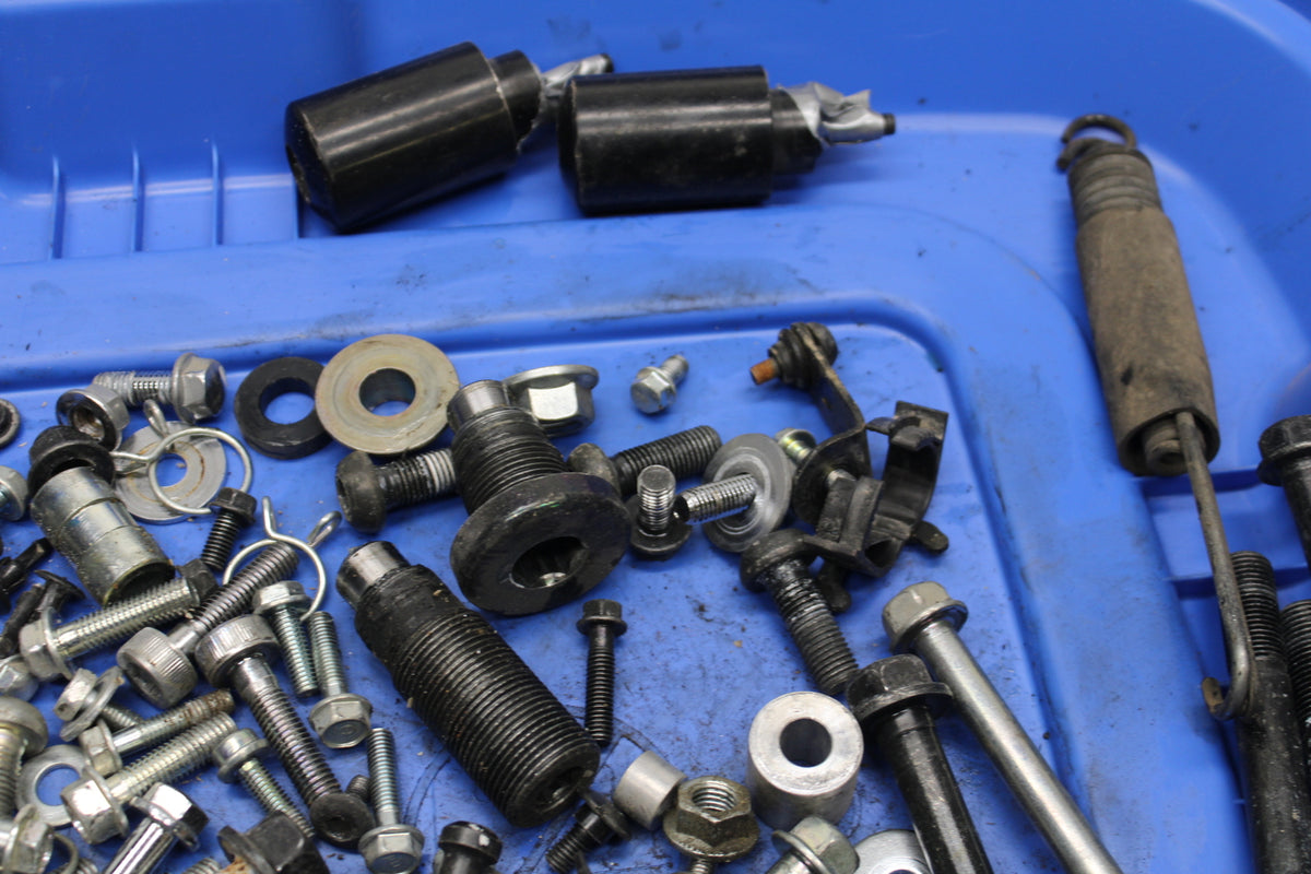 14 HONDA CTX1300A MOUNTING BOLTS HARDWARE MOTOR SCREWS BB732