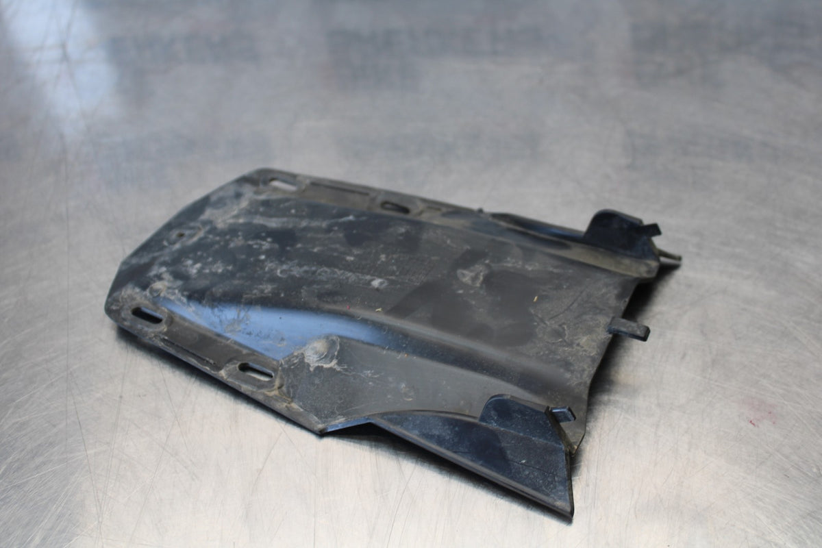 22-25 YAMAHA YZF R7 REAR BACK TAIL UNDERTAIL FAIRING COWL FENDER BB176