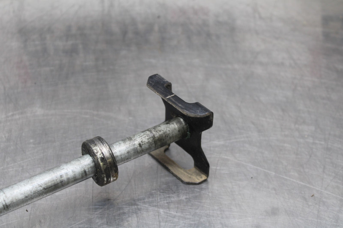 96 KAWASAKI NINJA 500 EX500A REAR AXLE BACK WHEEL RIM PIVOT BOLT AXEL BB768