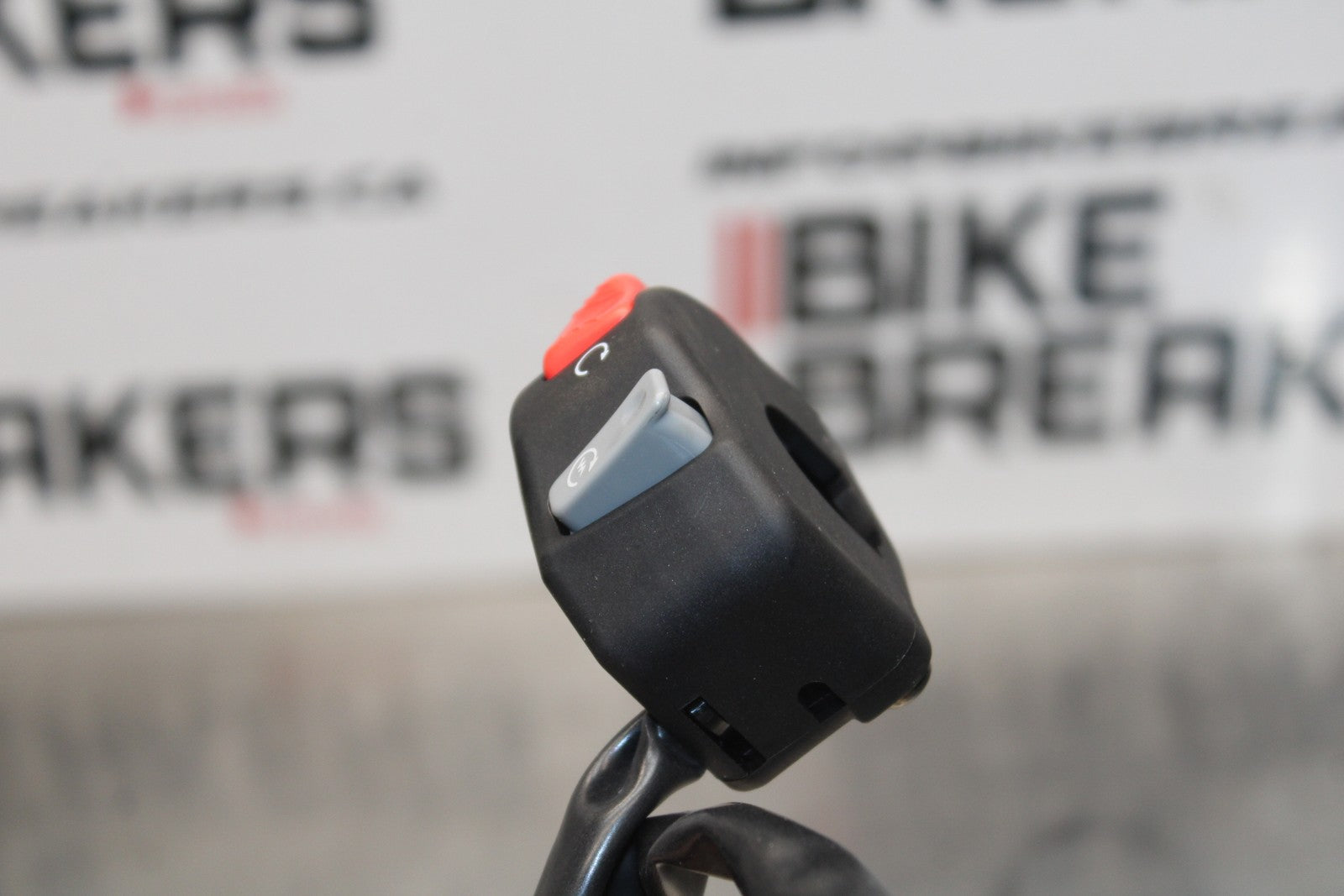 23-24 KAWASAKI NINJA ZX14R NEW!! RIGHT CLIP KILL OFF START SWITCH BB764