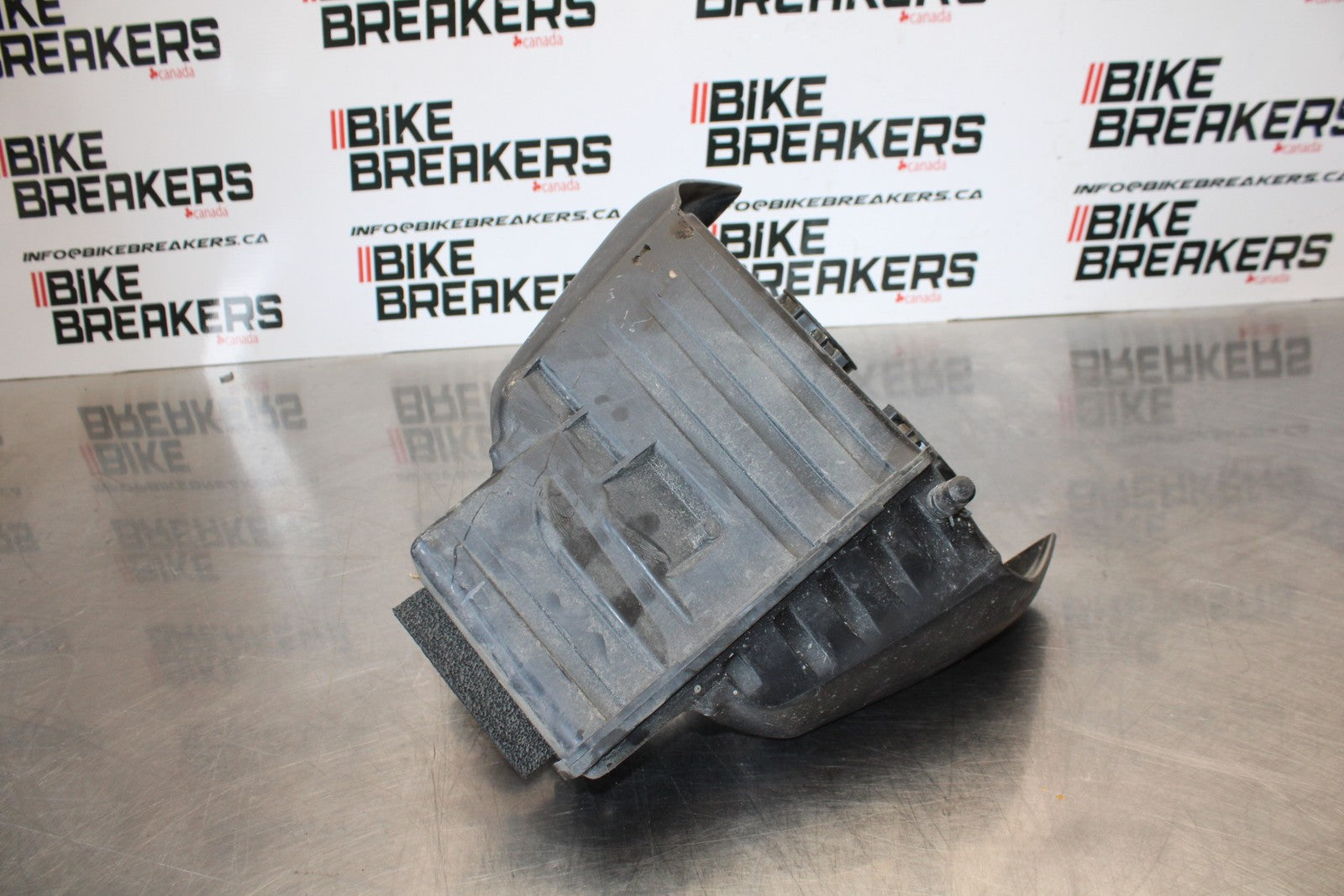 22-25 YAMAHA YZF R7 AIRBOX AIR INTAKE FILTER BOX BB176