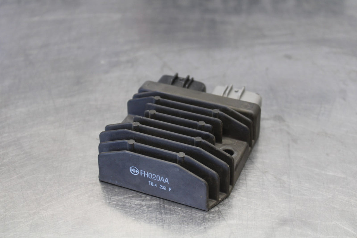 16 HONDA CB500F ABS RECTIFIER VOLTAGE REGULATOR BB930