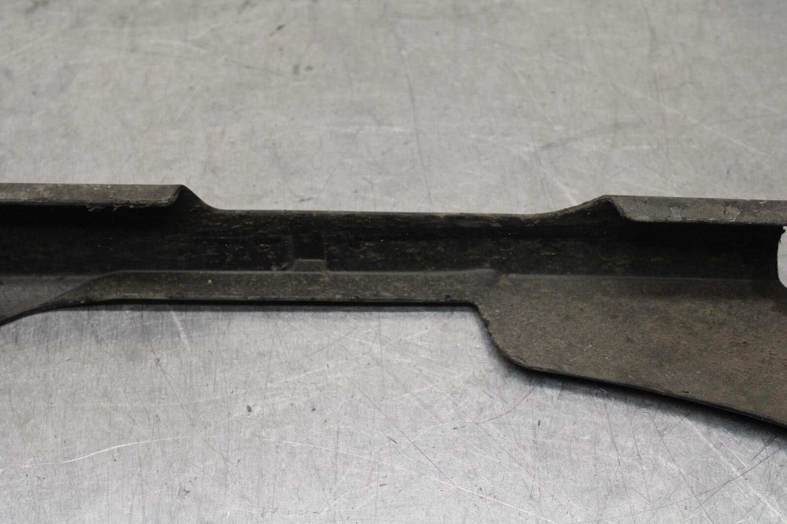 09-12 KAWASAKI NINJA ZX6R REAR BACK DRIVE CHAIN GUARD COVER SHIELD  BB640