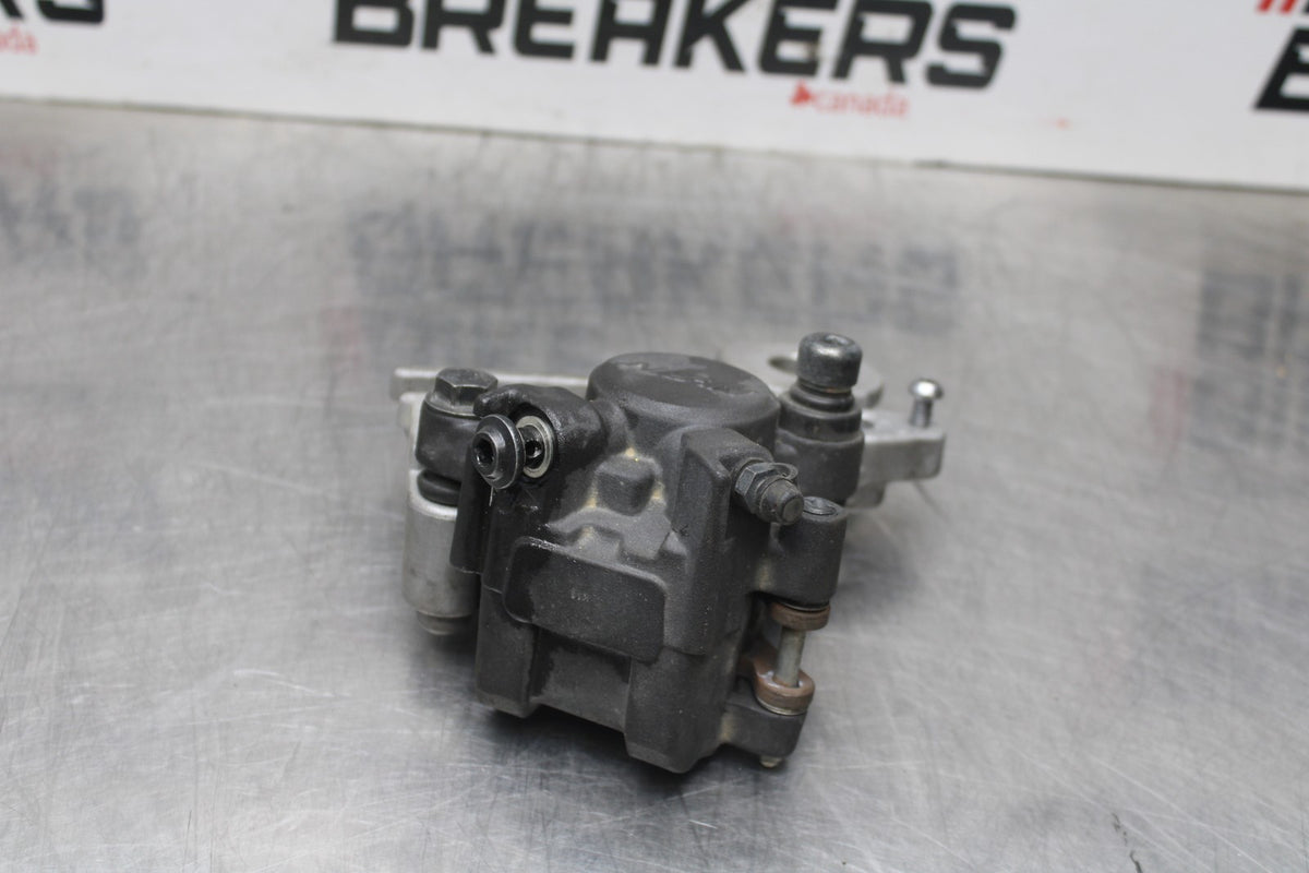 16 YAMAHA XSR900 REAR BACK BRAKE CALIPER W MOUNT BRACKET BB786