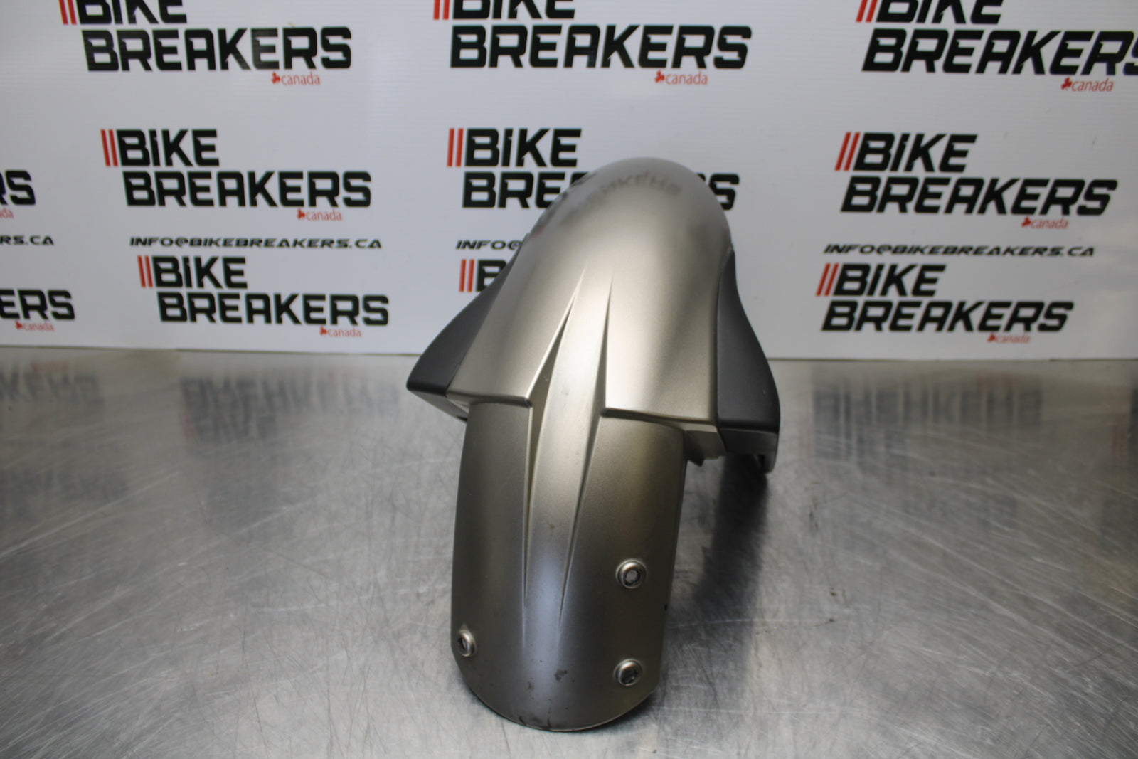 04-05 KAWASAKI NINJA ZX10R FRONT WHEEL FENDER COWL FAIRING BB163
